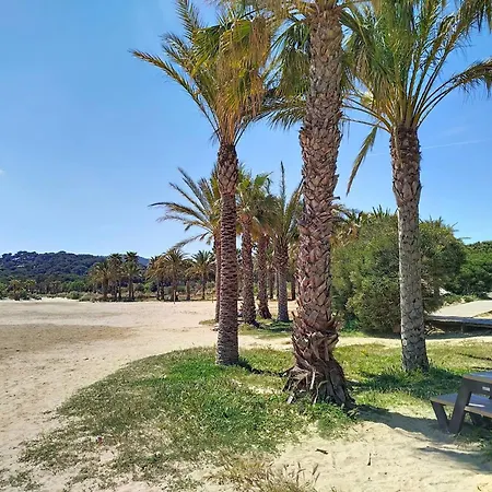 Apartamento T2 Proche Plages Et Commerces Avec Garage à - Fr-1-610-60 *